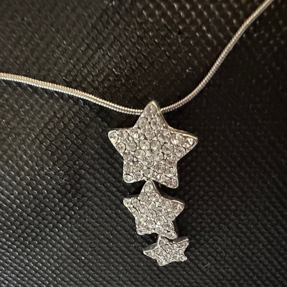 Sparkly Superstar Silver Toned Necklace W/ 3 Pav’e Clear Stone Graduated Stars - Picture 5 of 8